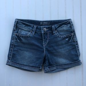 Silver Jeans McKenzie Flap Shorts women’s W 28